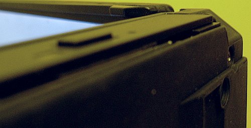 just testing emergency position, not usable for normal use because drive isn't in correct position, but after strong pulling drive into notebook will drive connect with data connector and after closing of tray door (you must try few times) will finally click (!) and will be closed for testing-reading/writing